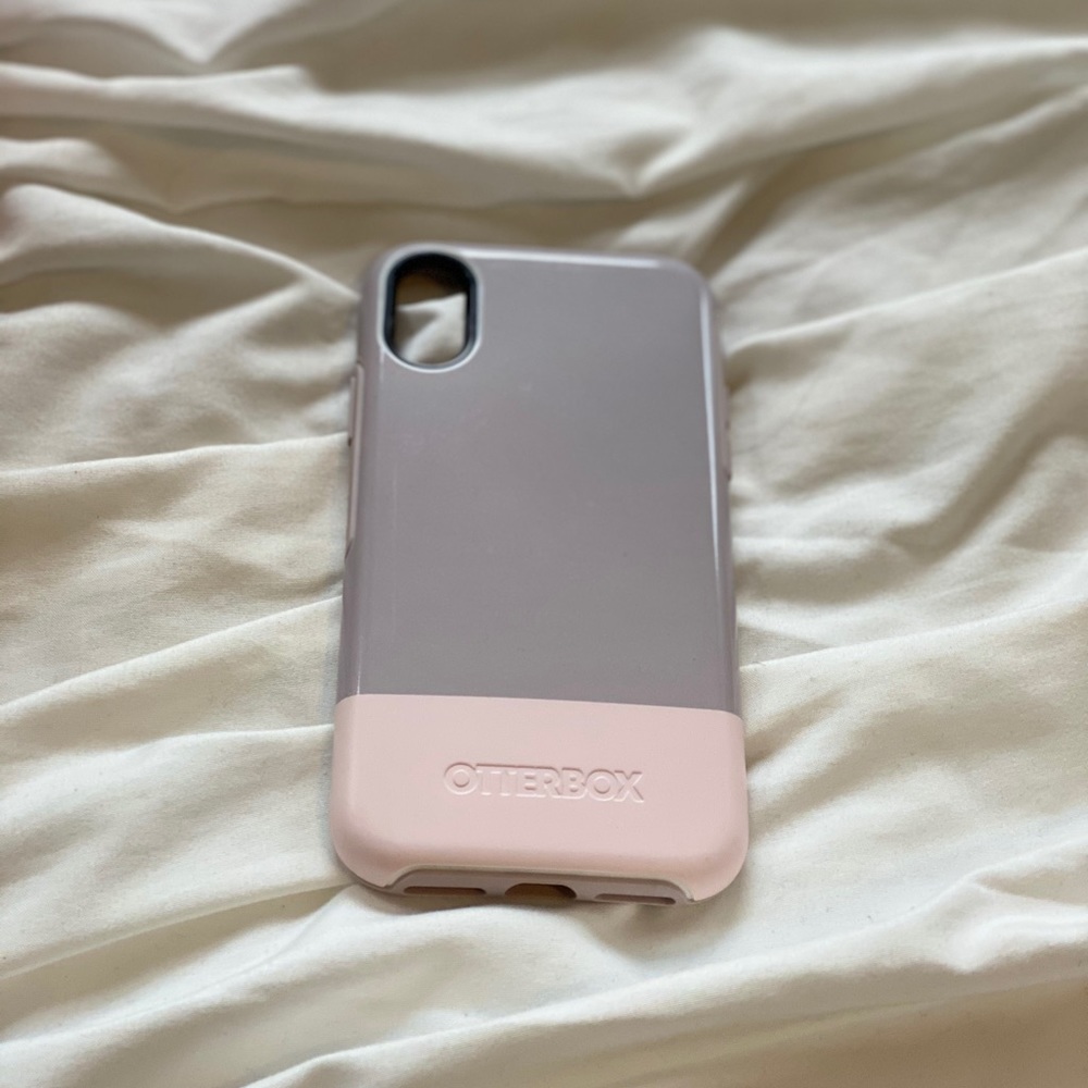 Otterbox iPhone X case